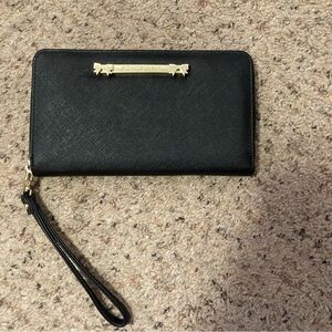 Betsey Johnson black large zip around wallet wristlet purse faux leather